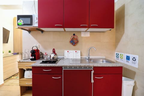 Dining Room, Kitchen