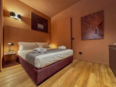 In-room safe, desk, free WiFi, bed sheets