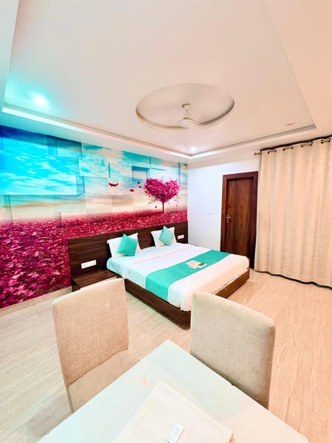 Deluxe Double Room, City View