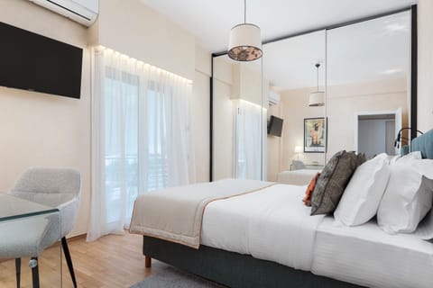 Junior Apartment | Desk, soundproofing, iron/ironing board, free WiFi