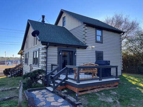 Lodge Exterior