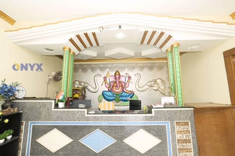 Deluxe Room | Lobby