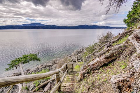 Eastsound Vacation Rental | 5BR | 4.5BA | 4,000 Sq Ft
