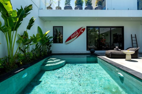 Basic Villa | Pool | Outdoor pool