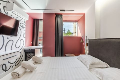 Bedroom with a double bed
