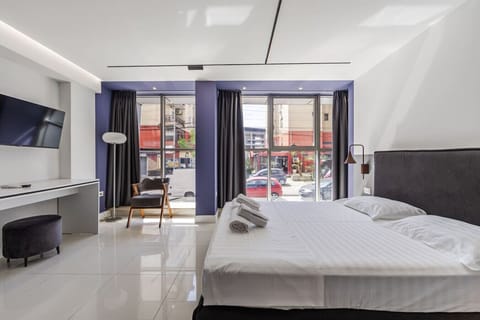 Bedroom with a double bed