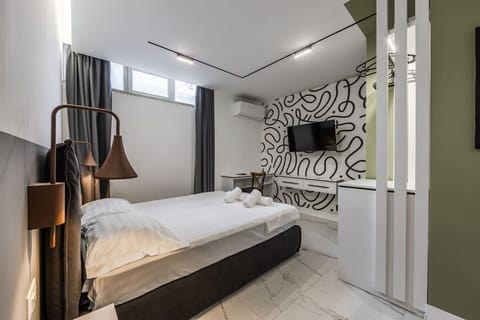 Bedroom with a double bed