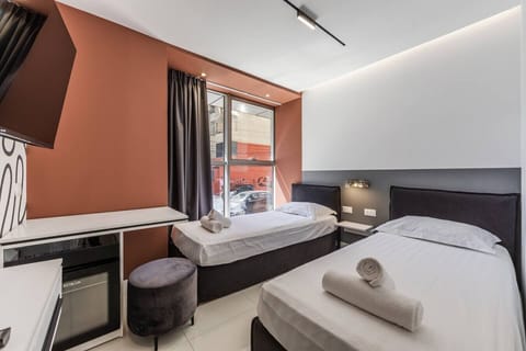 Bedroom with two single beds