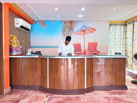 Deluxe Room | Lobby