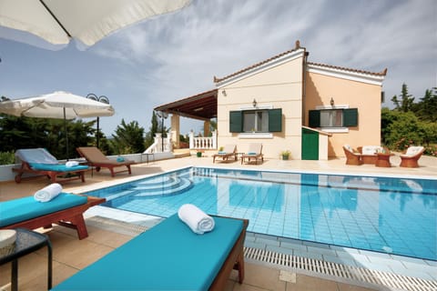 House, Smoking | 3 bedrooms