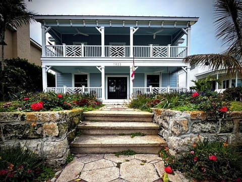 Lovingly Restored Coastal Cottage