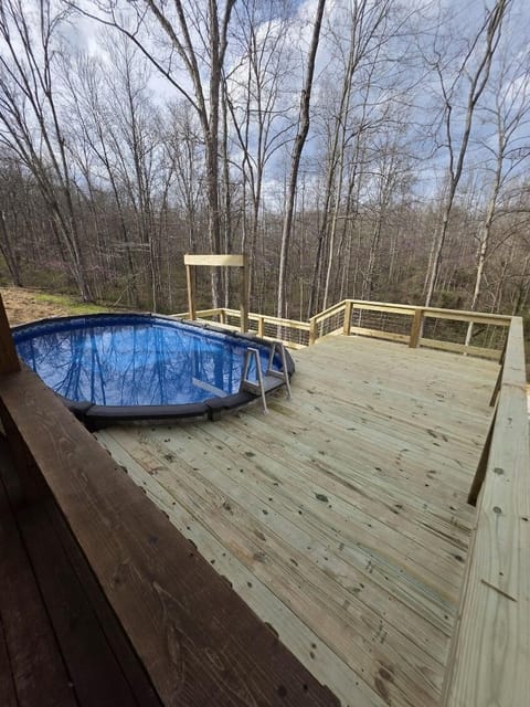 Pool (Outdoor)