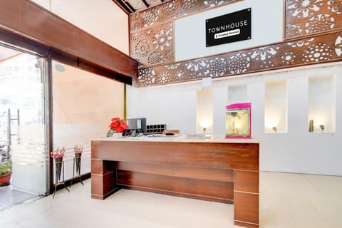 House | Reception