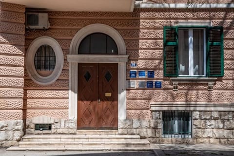 Studio, 1 Bedroom | Exterior detail