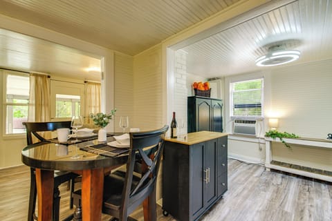 House (1 Bedroom) | Interior