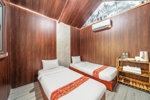 Classic Single Room, Garden View | WiFi (free), bed sheets