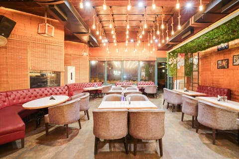 House | Dining