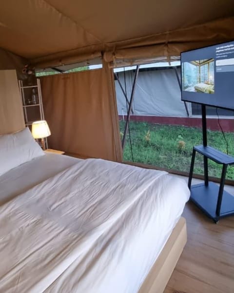 Comfort Tent, Balcony | Free WiFi