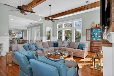 Living Room at  23  42nd