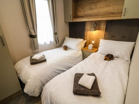 2 bedrooms, WiFi (free), individually decorated, individually furnished