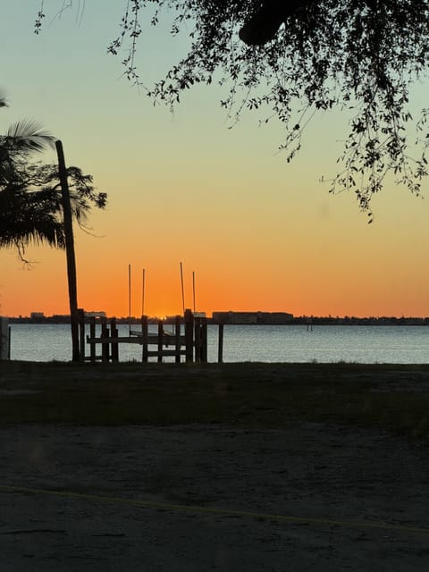 A sunset to remember - 3 minutes away by foot