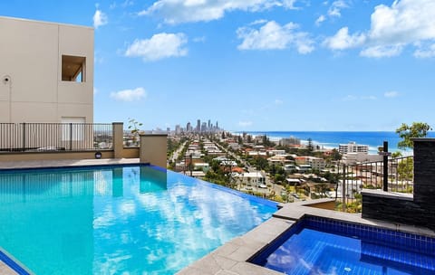 Relax in the Pool and Spa with breathtaking ocean views!