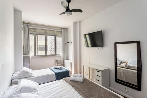 Classic Apartment, Beach View | Free WiFi