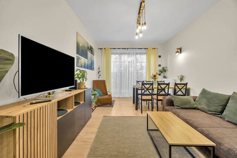 Prestige 70m2 Apartment with Parking and Private Terrace | Book Now with RENTUJEMY.COM