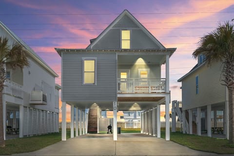 Welcome to Galveston Bungalows!