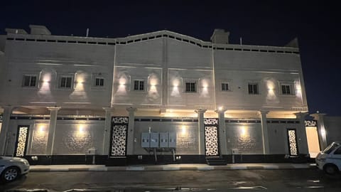 Studio | Exterior