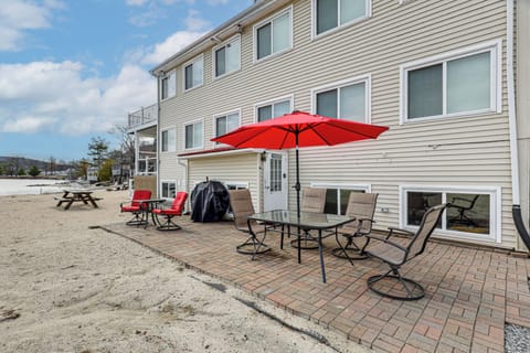 Bristol Vacation Rental | 3BR | 2BA | 1,000 Sq Ft