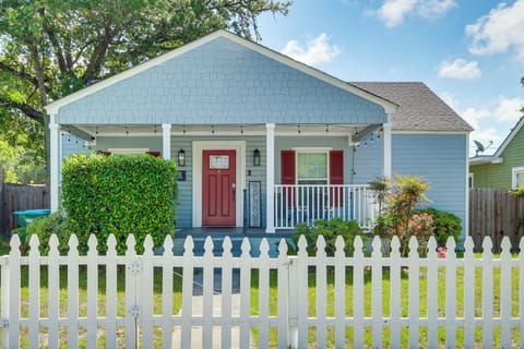 Gulfport Vacation Rental | 2BR | 2BA | 1,450 Sq Ft
