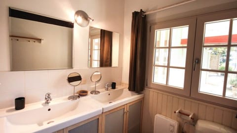 LesFargues_Charpentier_pano-8139-1024x576
