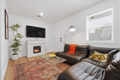 Architecture, Building, Furniture, Indoors, Living Room