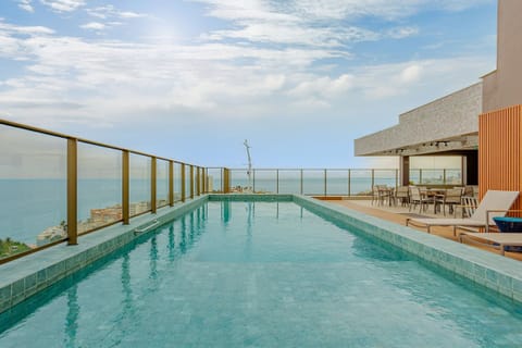 Pool hoist,Swimming pool
