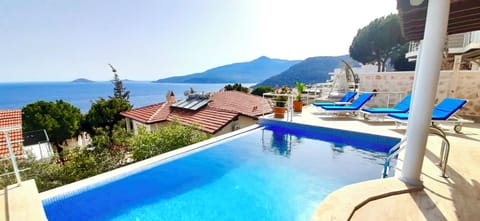Kalamar bay view