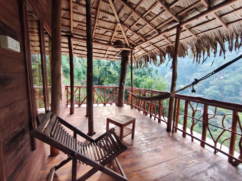 Standard Tree House, Hill View | Property grounds
