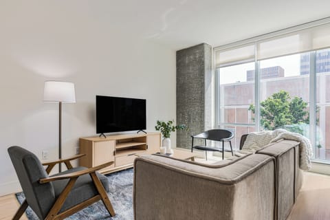 Bright and modern living room.