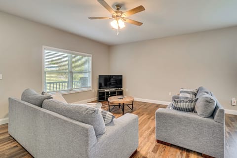 House (3 Bedrooms) | Front of property