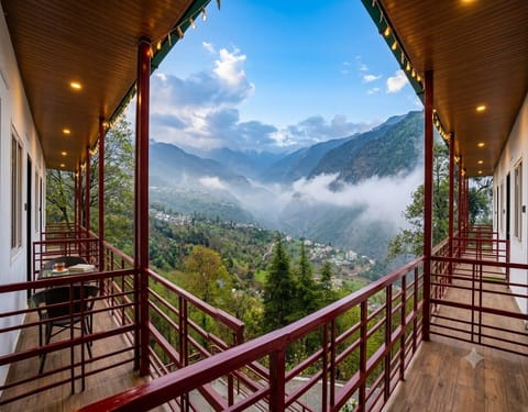 Premium Double Room, Balcony, Mountain View | Balcony