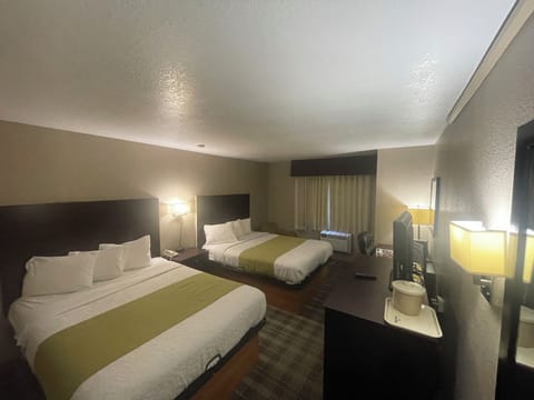 Standard Double Room, 2 Queen Beds | Desk, iron/ironing board, free WiFi
