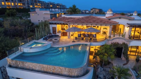 Your private oasis awaits! 🌊✨