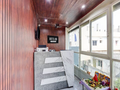 House | Reception