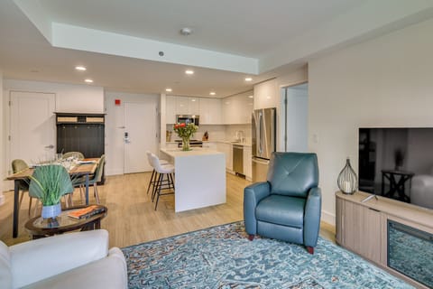 Cambridge Vacation Rental | 2BR | 2BA | 1,100 Sq Ft | Step-Free Access