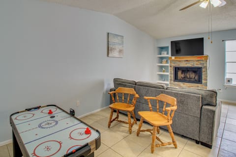 Corpus Christi Vacation Rental | 2BR | 2BA | 1,100 Sq Ft
