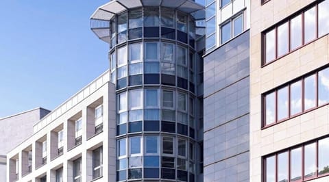 Hotel Exterior [summer]