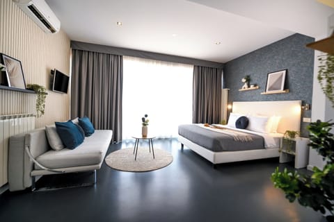 Blackout drapes, iron/ironing board, free WiFi, bed sheets
