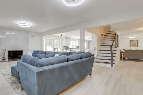 House (4 Bedrooms) | Interior