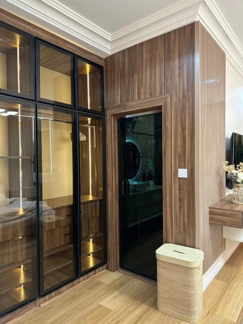 Apartment, Balcony, Courtyard View | In-room safe, blackout drapes, free WiFi