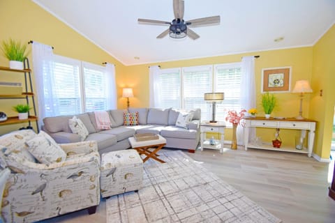 House, 2 Bedrooms | Living area | Streaming services